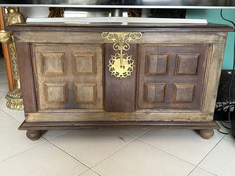 Arca de Madeira Maciça