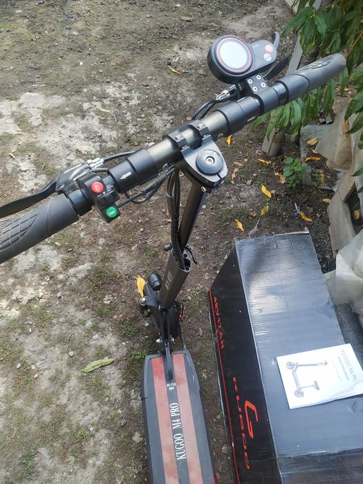 ЕлектросамокатKugoo M4 Pro