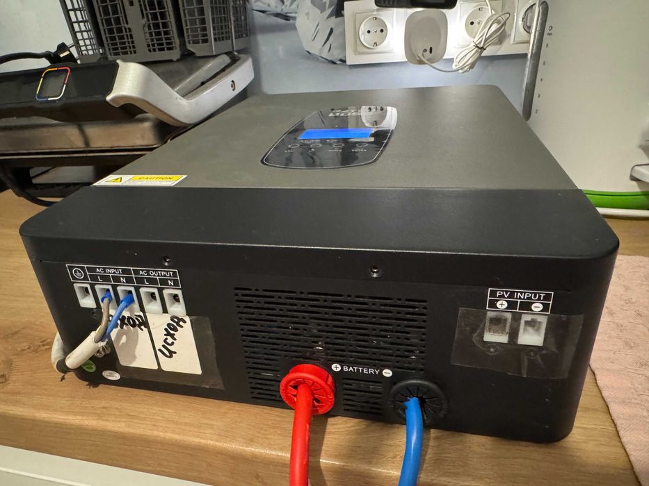 Гибридный инвертор DATOU BOSS SP-7000, 7 квт. 48 Volt