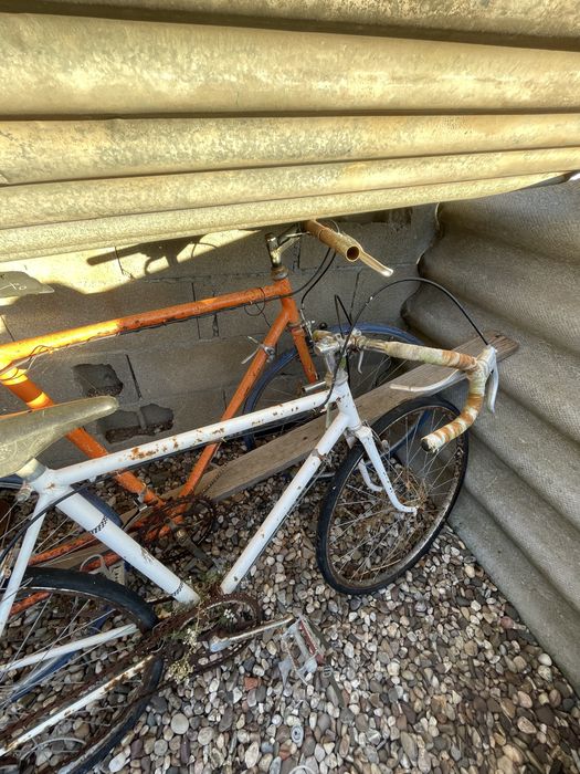 Bicicletas de corrida antigas roda 24 outra 28