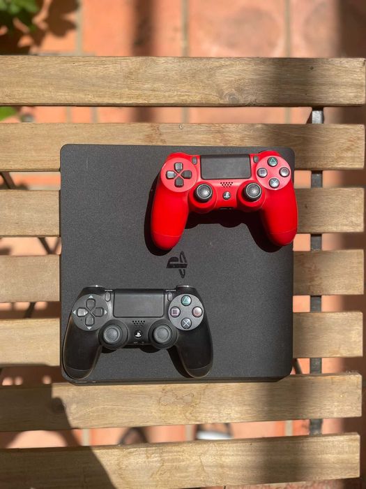 PS4 Slim (500GB) + 2 Controllers + 6 Games64309807418114120