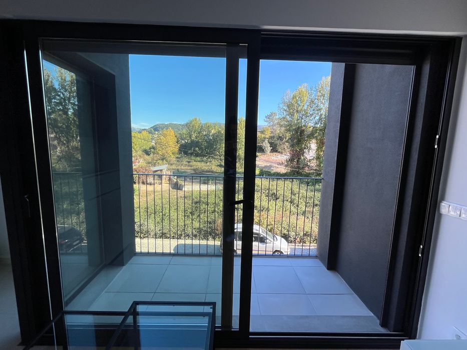 T1 Novo com Varanda e Garagem Subterrânea |Rua de São Lázaro, Amarante