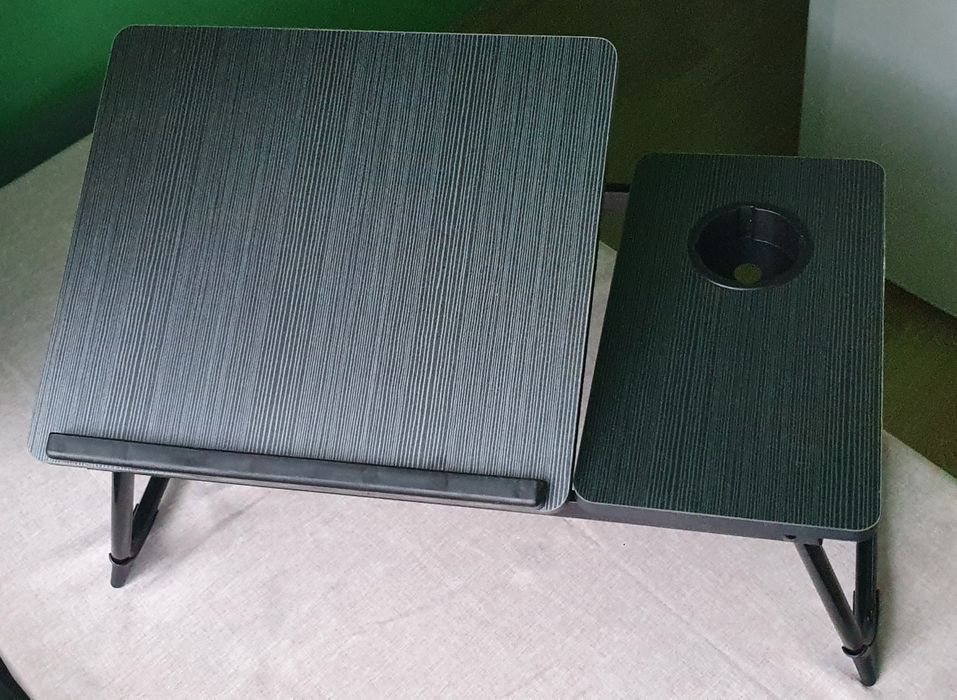 Столик, підставка для ноутбука