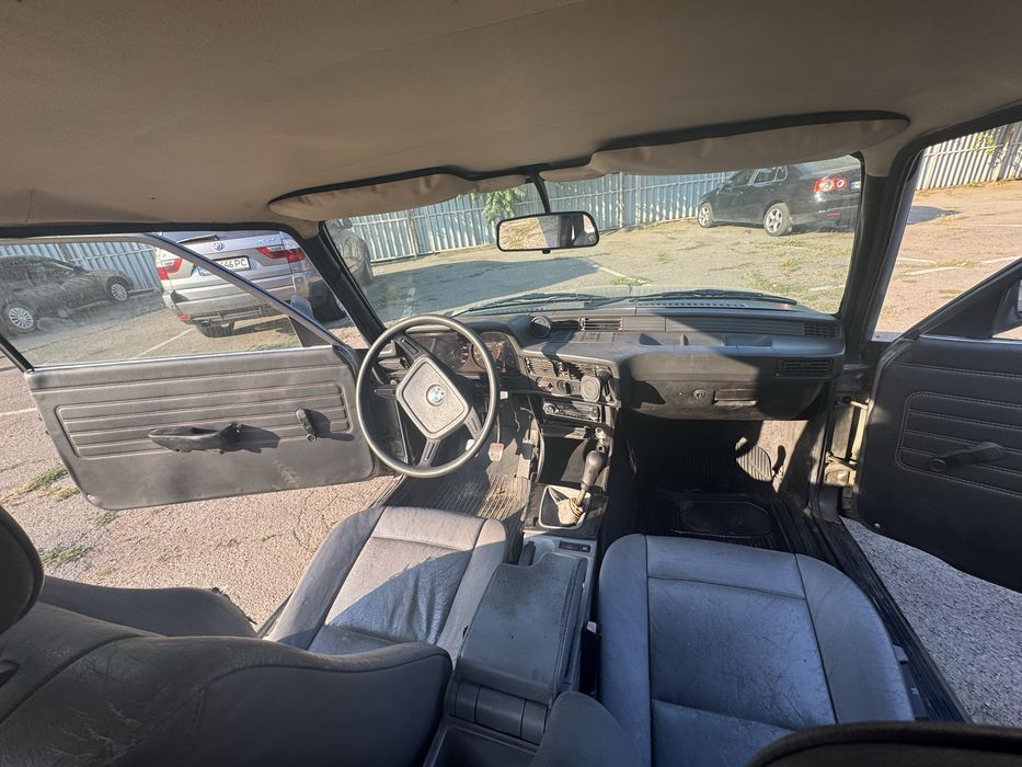 Продам BMW 318 E21