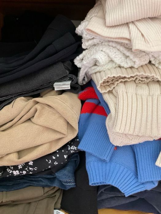 lote com varias roupas, mystery bag, saco surpresa.