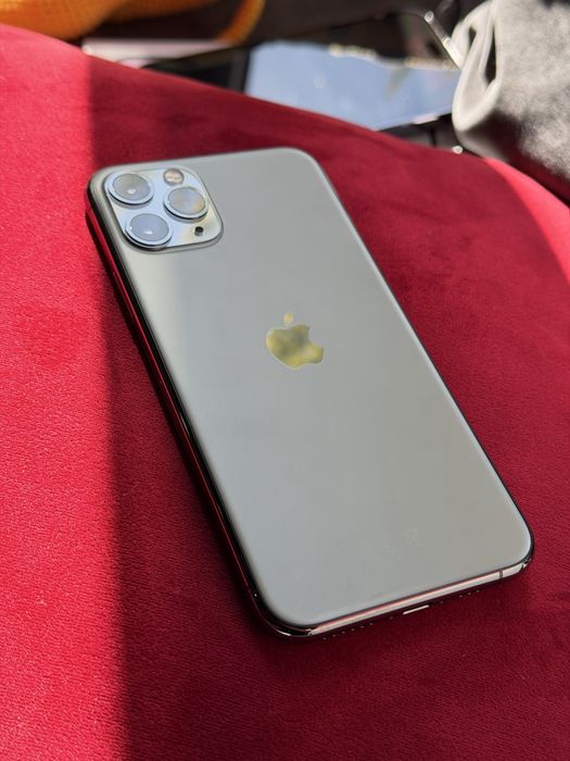 Телефон iPhone 11pro