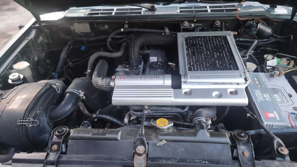 Mitsubishi Pajero 2.8 Gls para vender à peça.