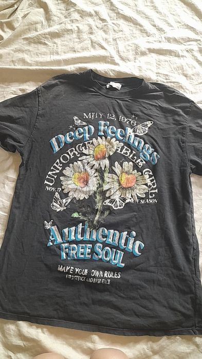 Koszulka tshirt z nadrukiem kwiaty stokrotki