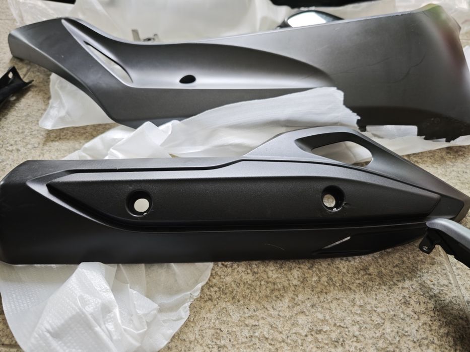 carenagens lado direito Honda PCX 2015