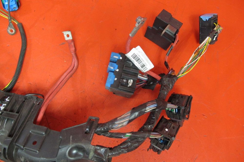 dacia sandero 2 ii 1.2 16v d4f732 wiązka instalacja silnika 240115461r