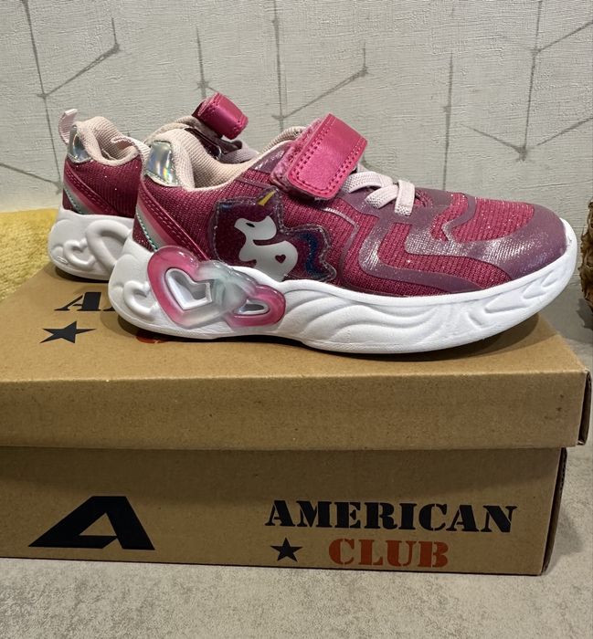 Кросівки з підсвіткою American club