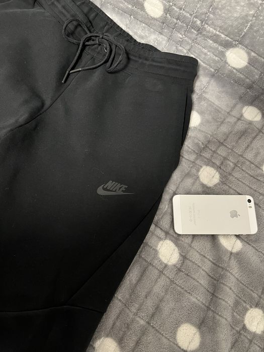 Штани Nike Tech Fleece