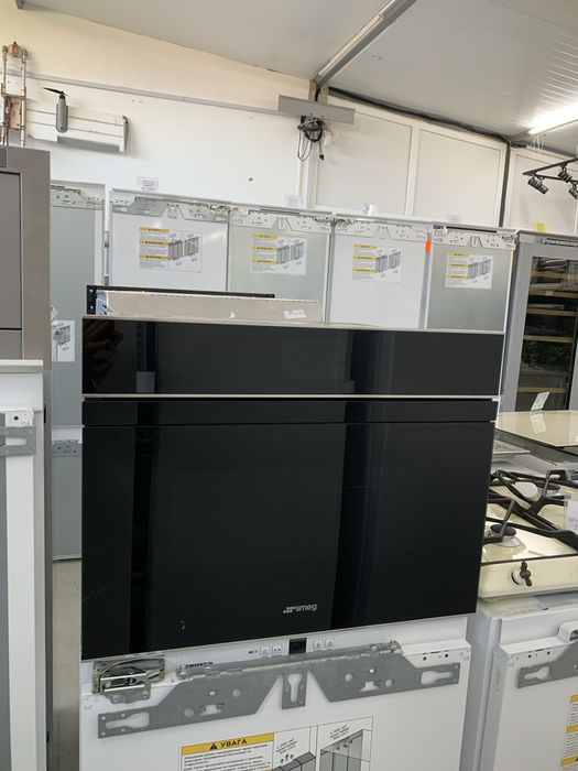 Духова шафа Smeg SF4604PMCNX