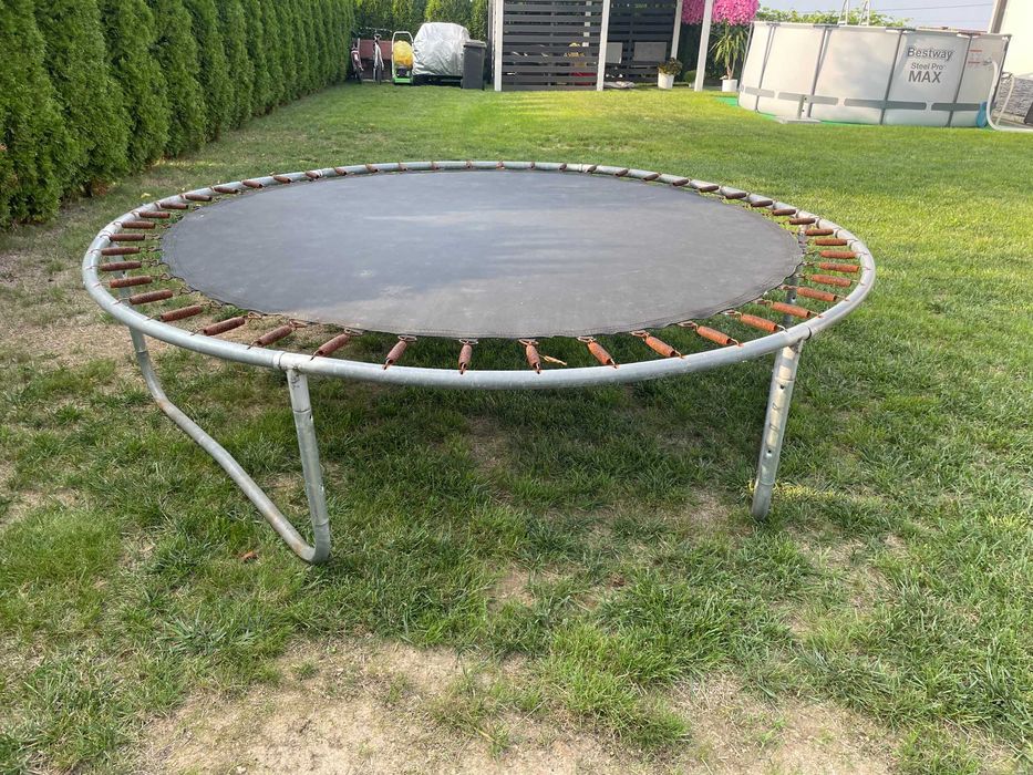 Trampolina 3 m bez zabezpieczeń