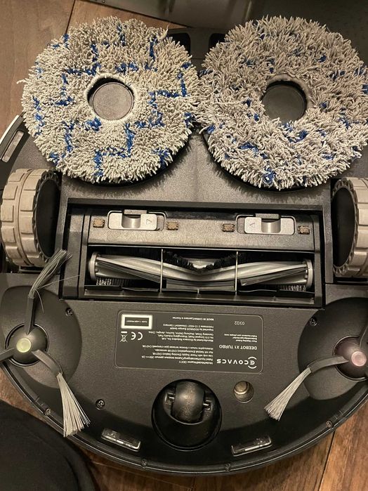 Robot sprzątający Ecovacs X1 Turbo czarny