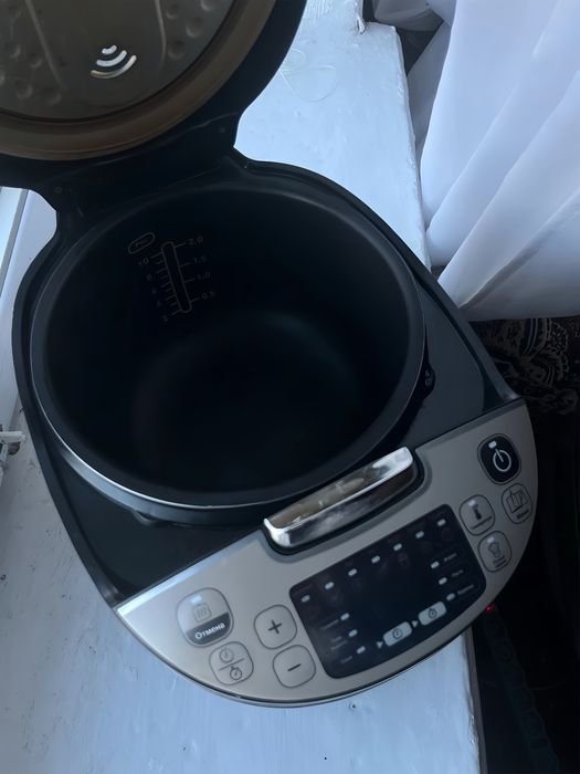 Мультиварка TEFAL RK321A34 в робочем состоянии’