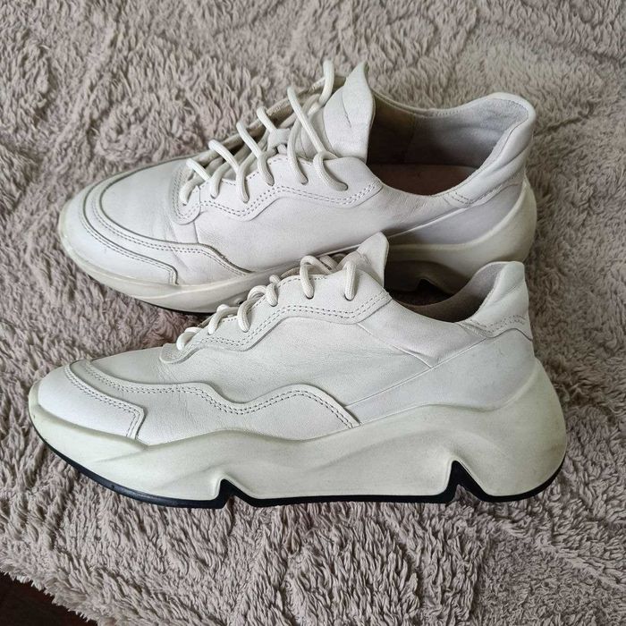 Кросівки кожані білі ECCO CHUNKY SNEAKER розмір 38
