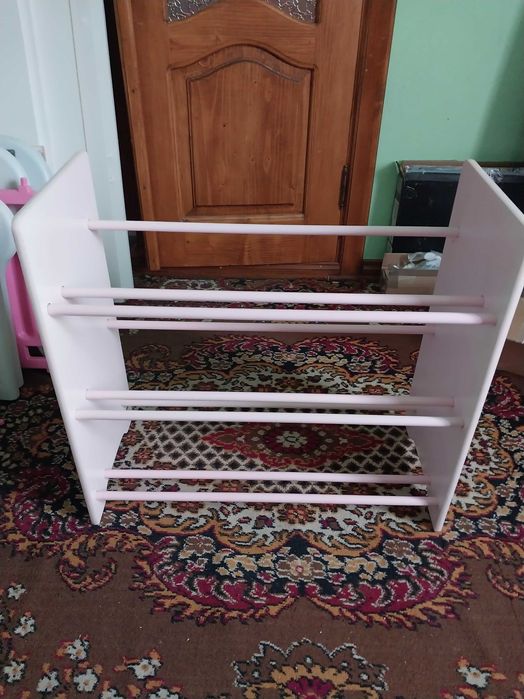 Дитяча поличка для коробочок