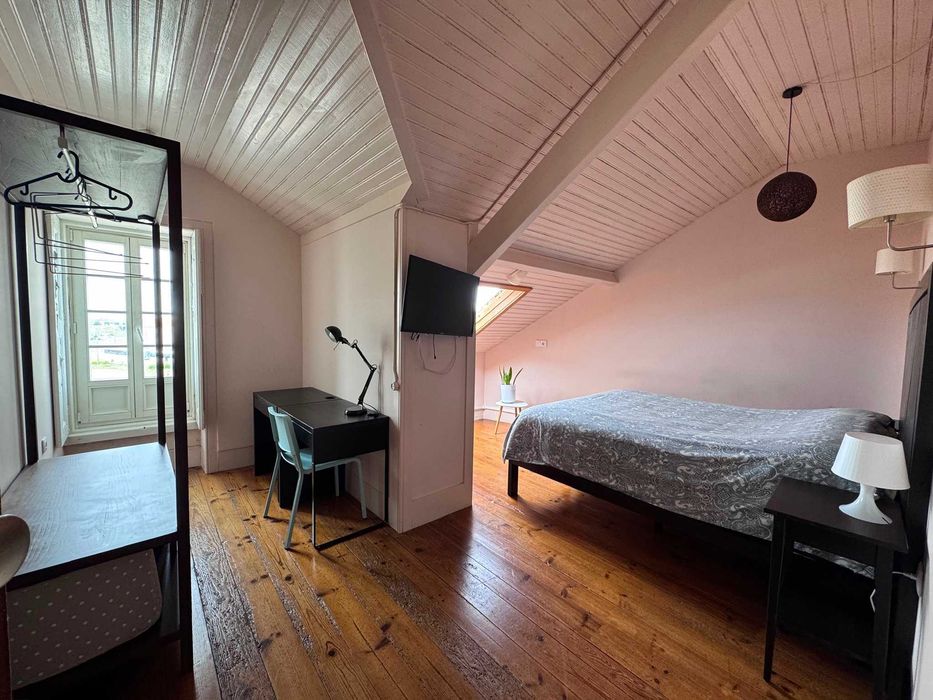 Apartamento T1 na Praça do Rossio. Inclui custos com luz, água e Internet! Imóvel Arte Nova
