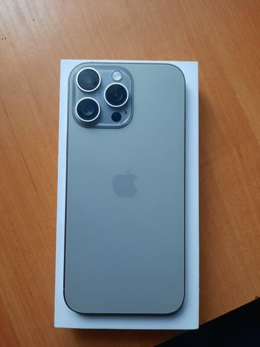 iPhone 16 Pro Max на 512 Gb