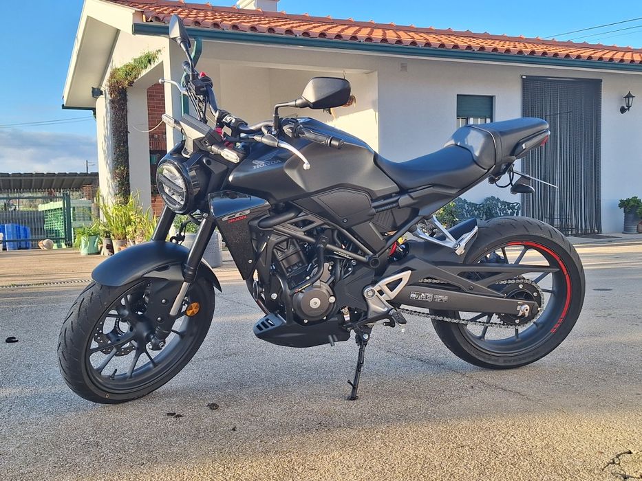 Honda cb300r como nova