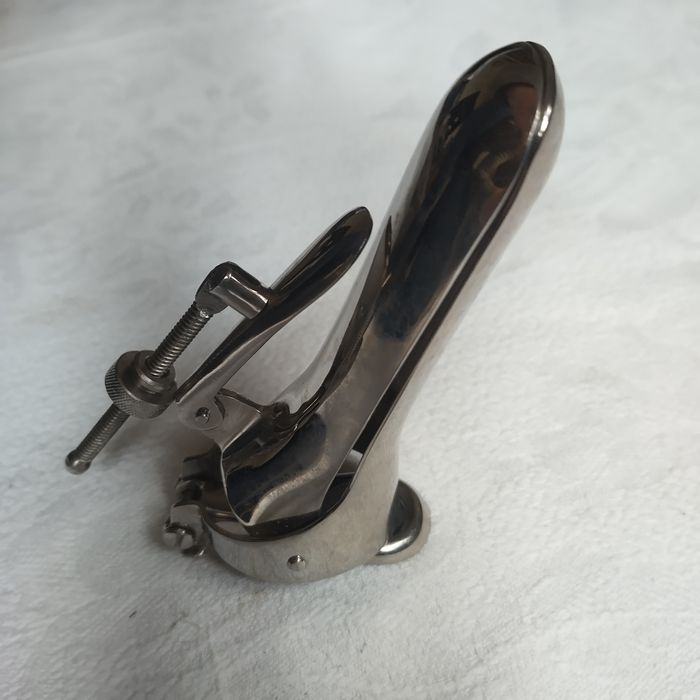 Розширювач гінекологічний, медичний. Расширитель гинекологический.