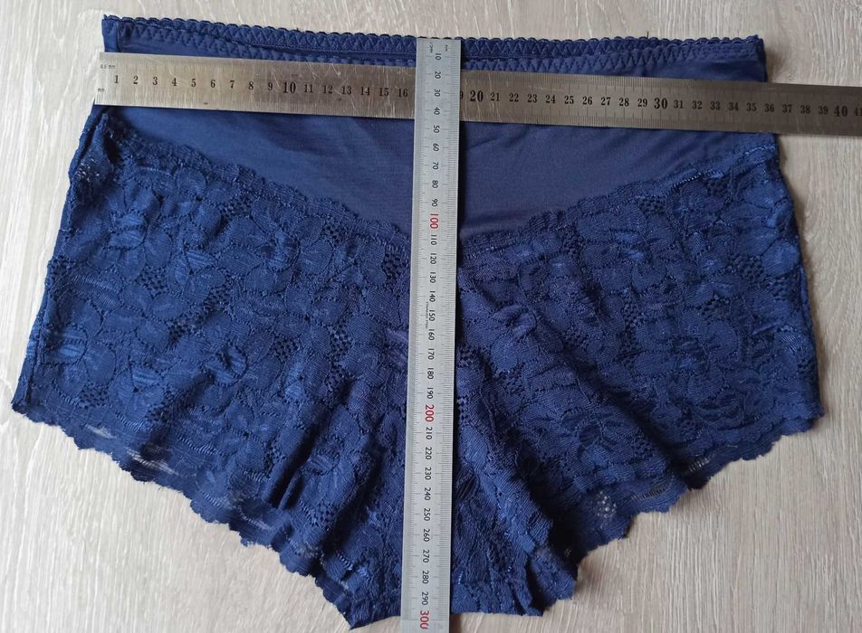 Bielizna modelująca z koronką L-XL Nowa