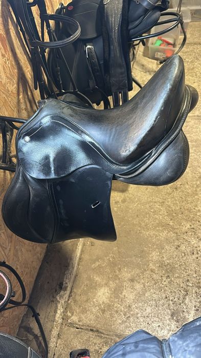 Siodło skokowe wszechstronne, siodła tanio