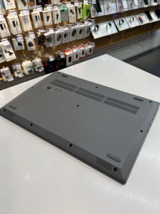 Ноутбук Lenovo IdeaPad 3 (i3 / 8GB RAM / 512GB SSD / NVIDIA MX330)