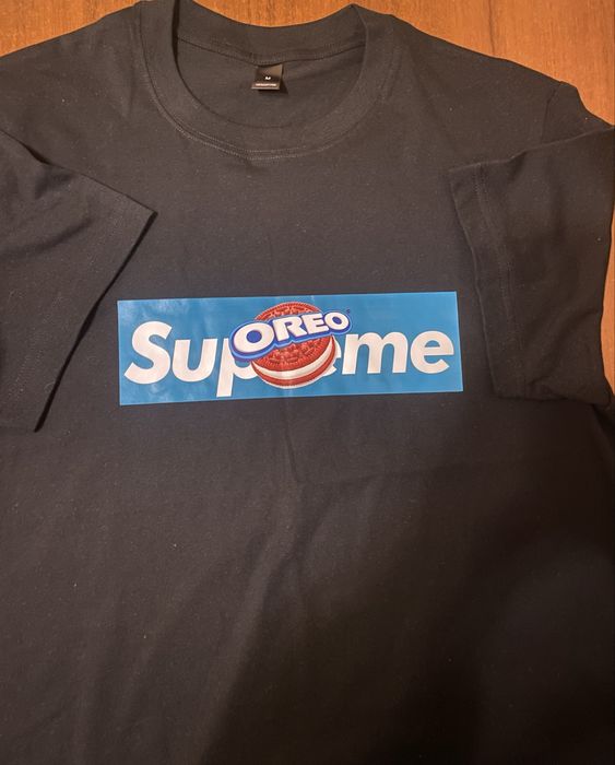 Футболка Supreme із Oreo