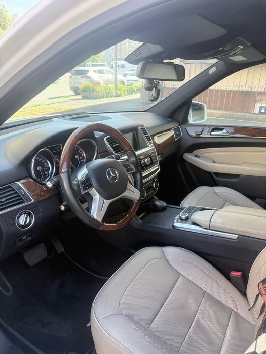 Mercedes-Benz ML350 AMG