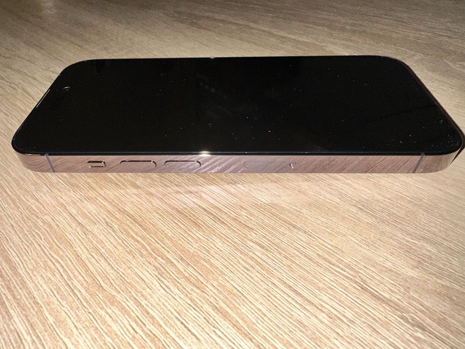 Iphone 14 Pro uszkodzony mikrofon