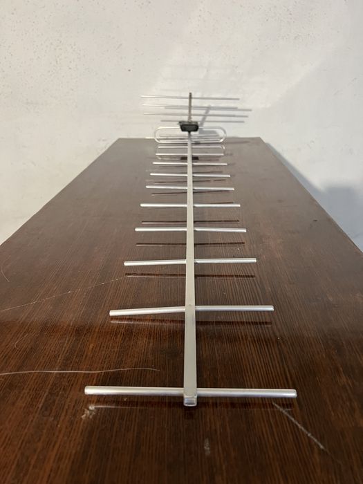 Продам антенна для Т2 дециметровая 19 элементов