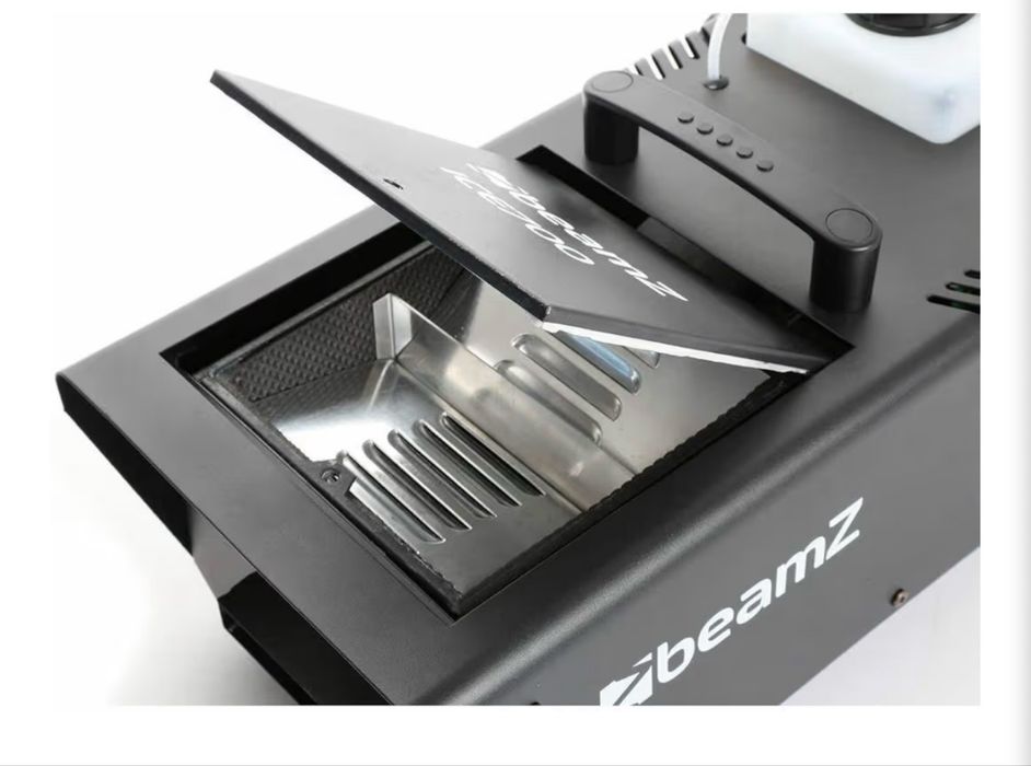 BeamZ ICE700 - Máquina de fumo baixo