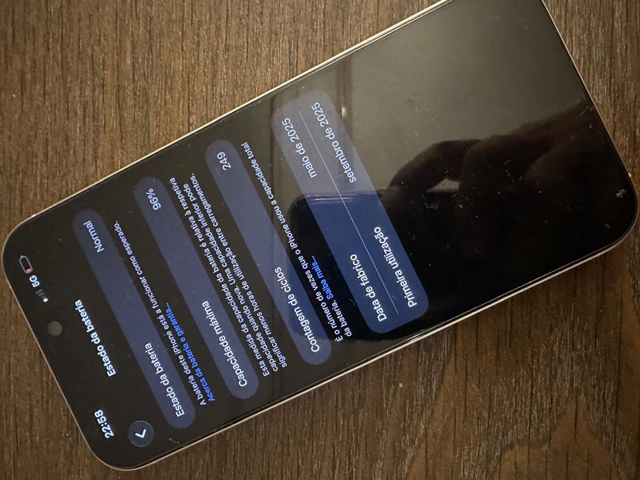Iphone 16 pro max  silver