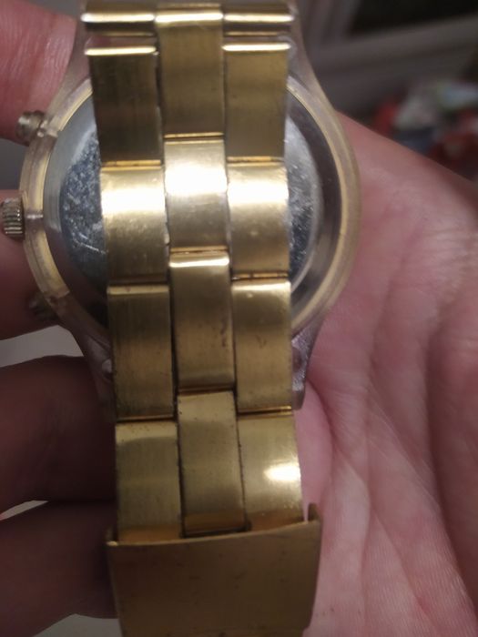 Swatch Irony Diaphane Gold Swiss Quartz relógio para peças