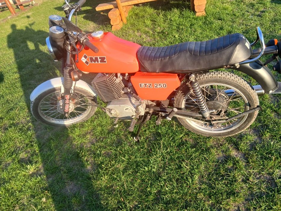Witam.Sprzedam motocykl mz 250etz150mz125 etz251