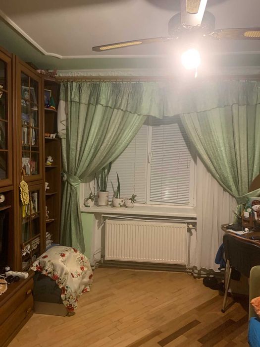 2-кімнатна квартира в центрі Долини • 2 поверх • техніка • меблі