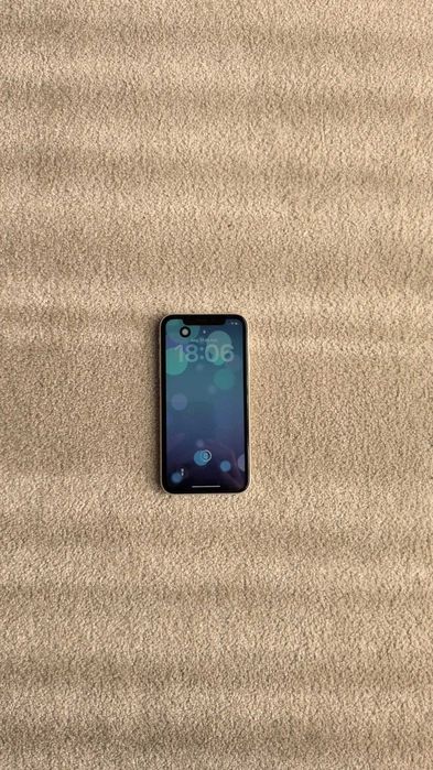Iphone 11 64gb branco + capa original