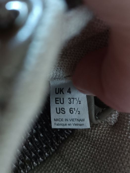 Дышащие кроссовки boost