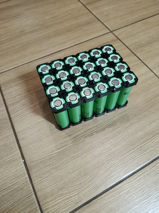 Акамулятори 21700