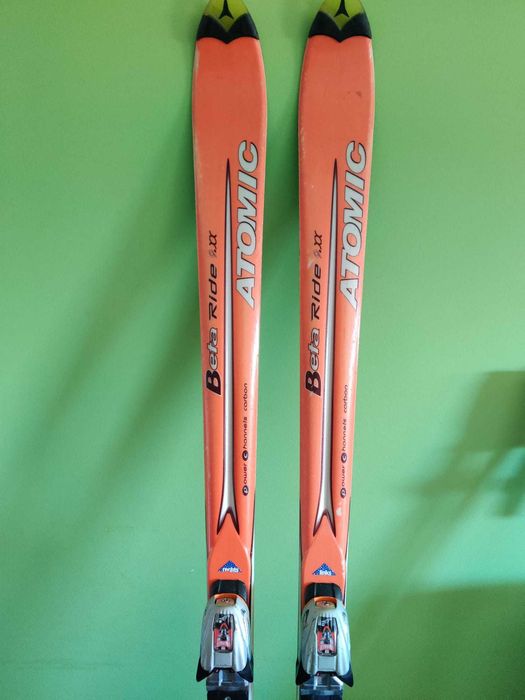 Ski Atomic + Bota Salomon