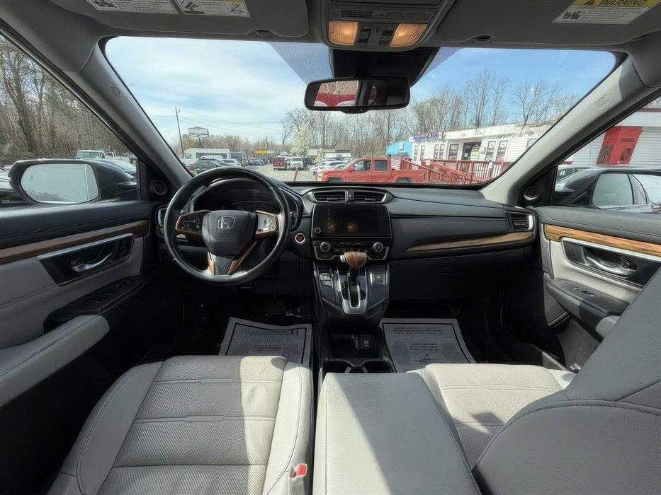 Honda CR-V Touring      2018