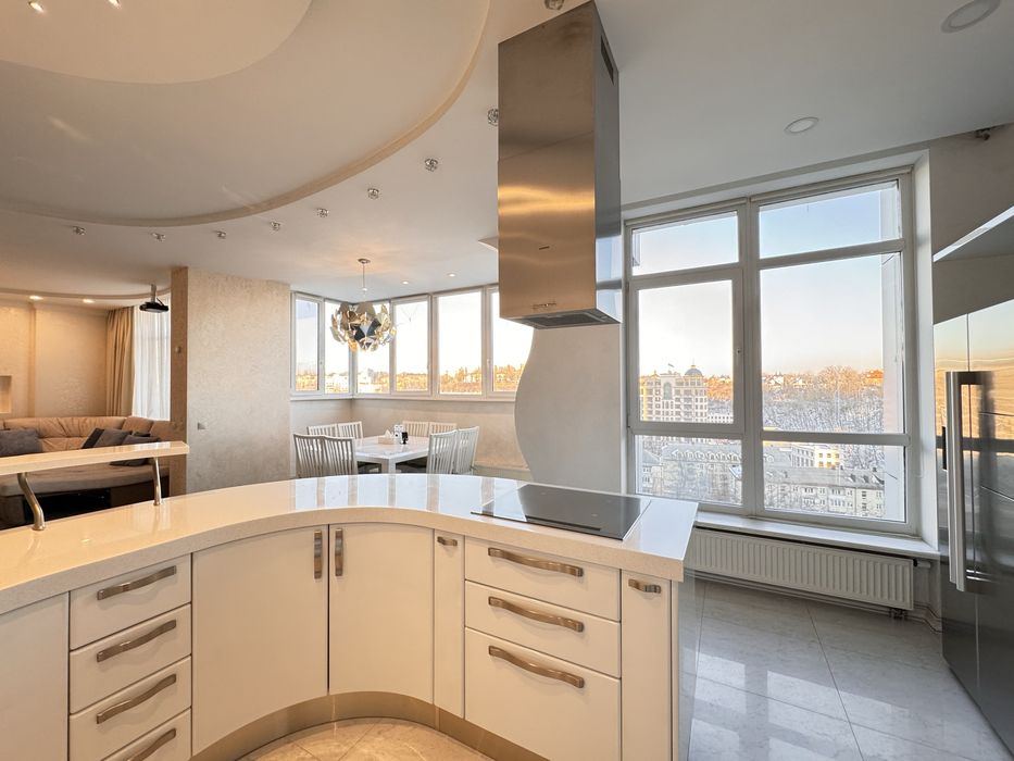 Топ ціна! Торг! ЖК Новопечерські Липки / Драгомирова 5 / Печерськ