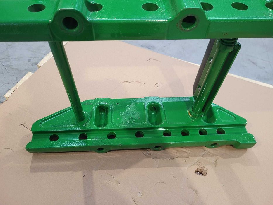 Rama zaczepowa długa szeroka 390mm SAUERMANN szyna korpus JOHN DEERE