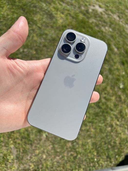 Iphone 15 pro 128gb bat 87%