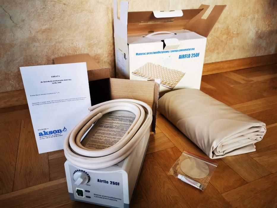 Materac przeciwodleżynowy z pompą firmy AKSON AirFlo250F