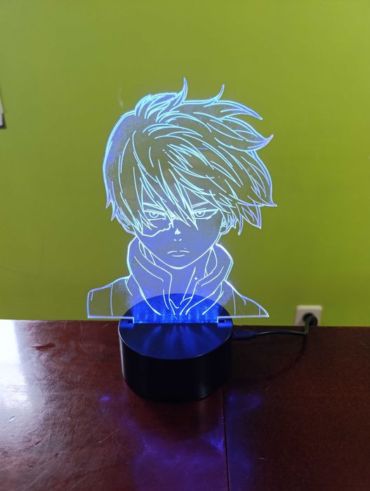 Luz de presença Shoto Todoroki do anime "My Hero Academia"