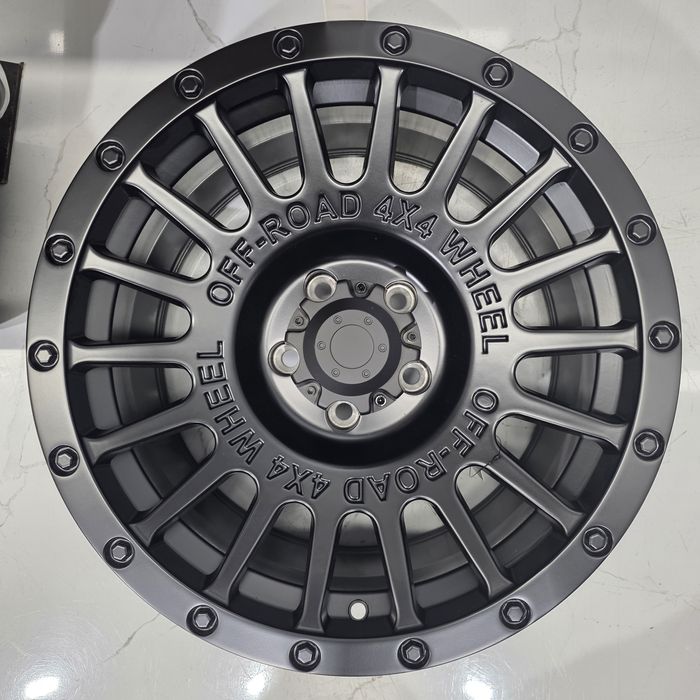 Jantes 17" Compatíveis Black Rhino 4x4 off-road 5x114.3 Jantes 17" Compatíveis Black Rhino 4x4 off-road 5x114.3 

4 Jantes 8,5J 17 ET 15
Furação 5x114