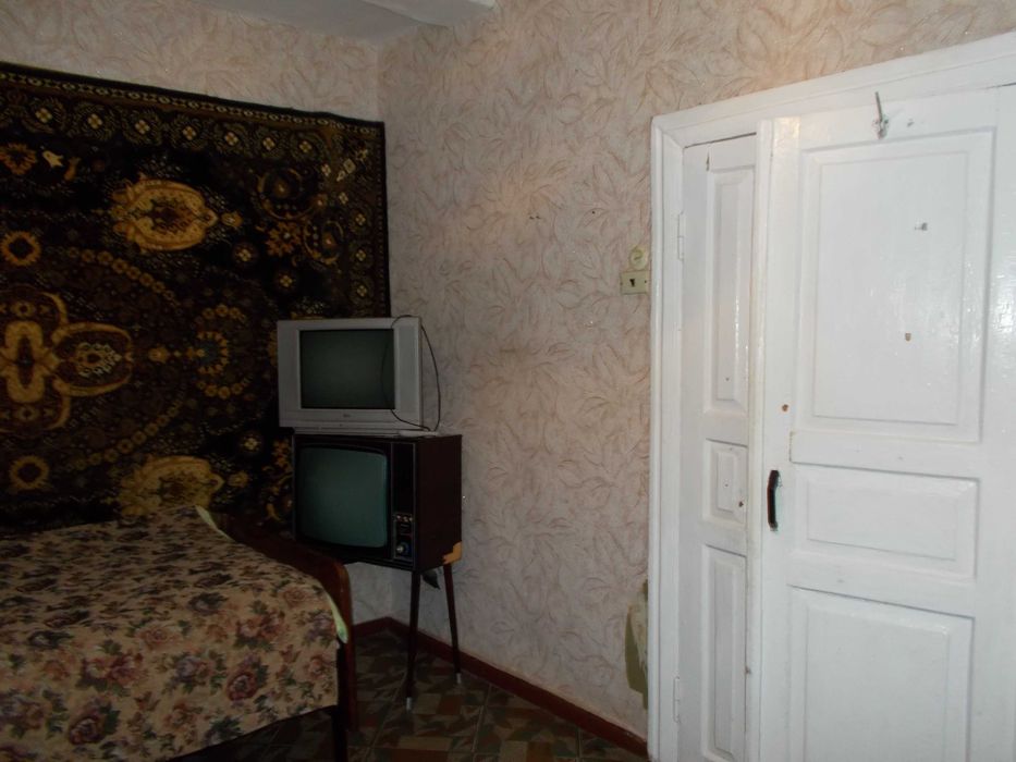 Продам 4-х кімнатну частину будинку 57м2 +3 сот Л.Українки м. Чернігів